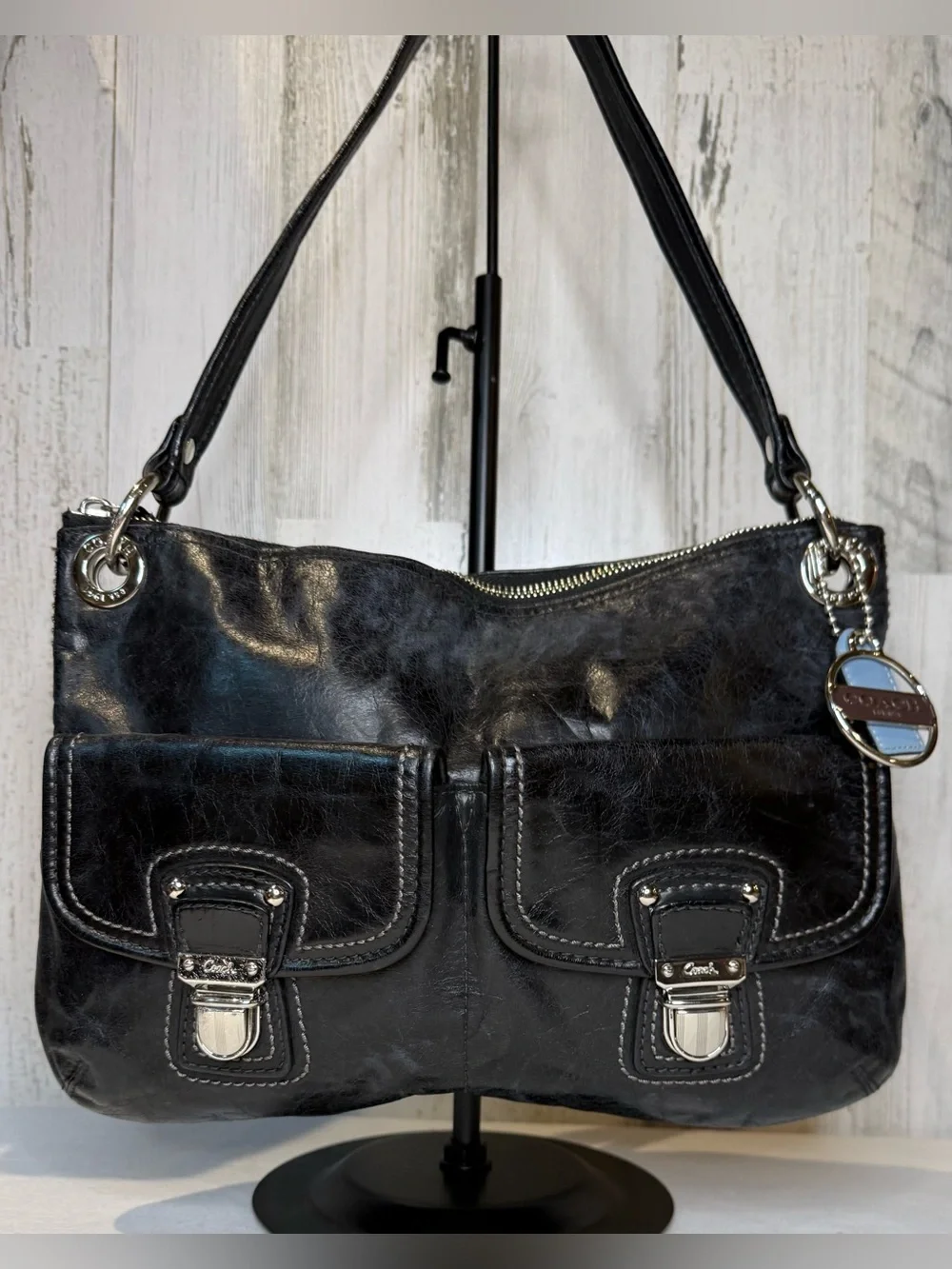 Coach Poppy Swing Hobo Bag Distressed Leather with 2 Front Pockets 2011 18996